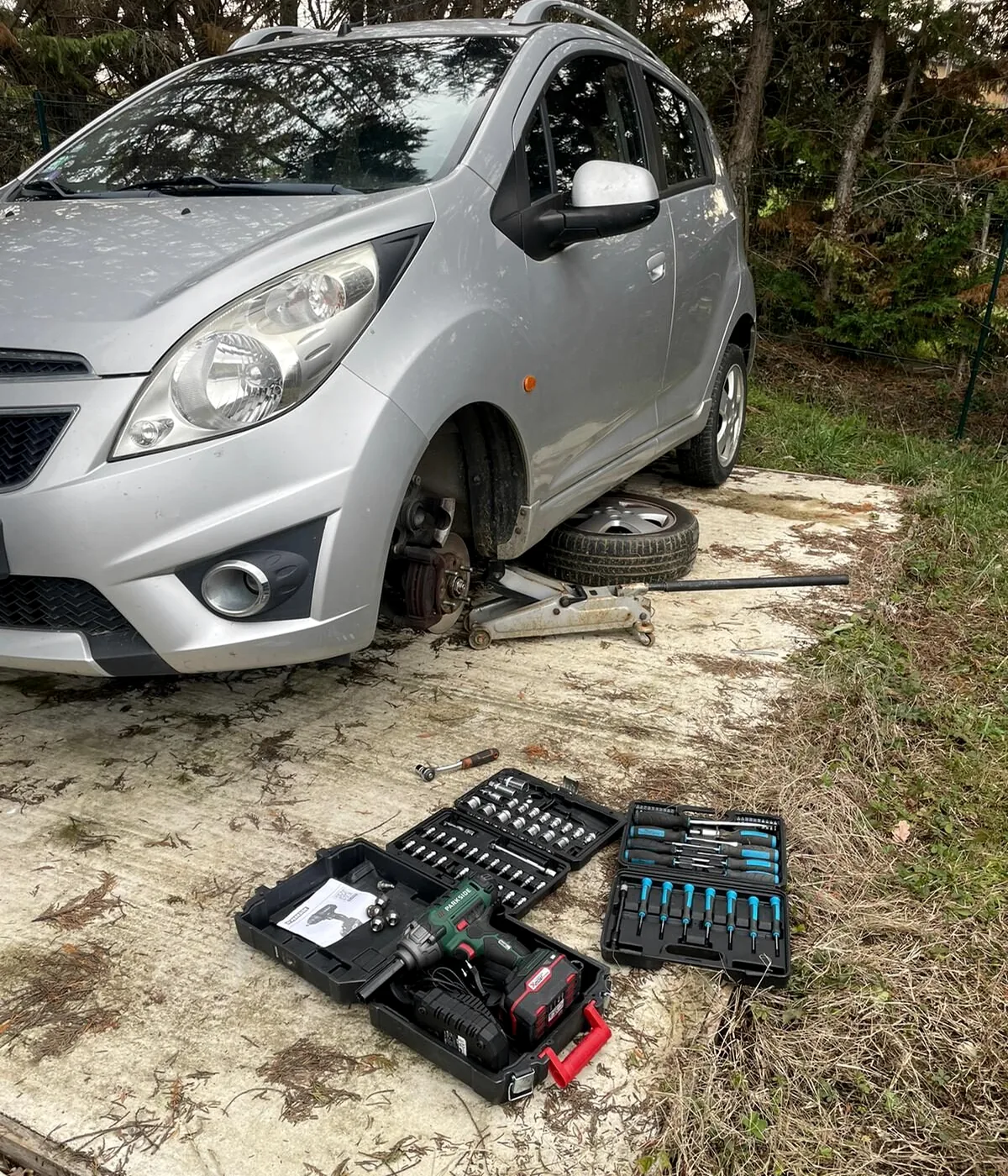 Véhicule en cours d’intervention par AURMIKAUTO